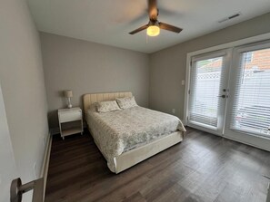 1 bedroom, free WiFi, bed sheets