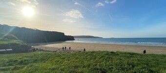 Cowslip Cottage , Broad Haven close to the beach and local amenities