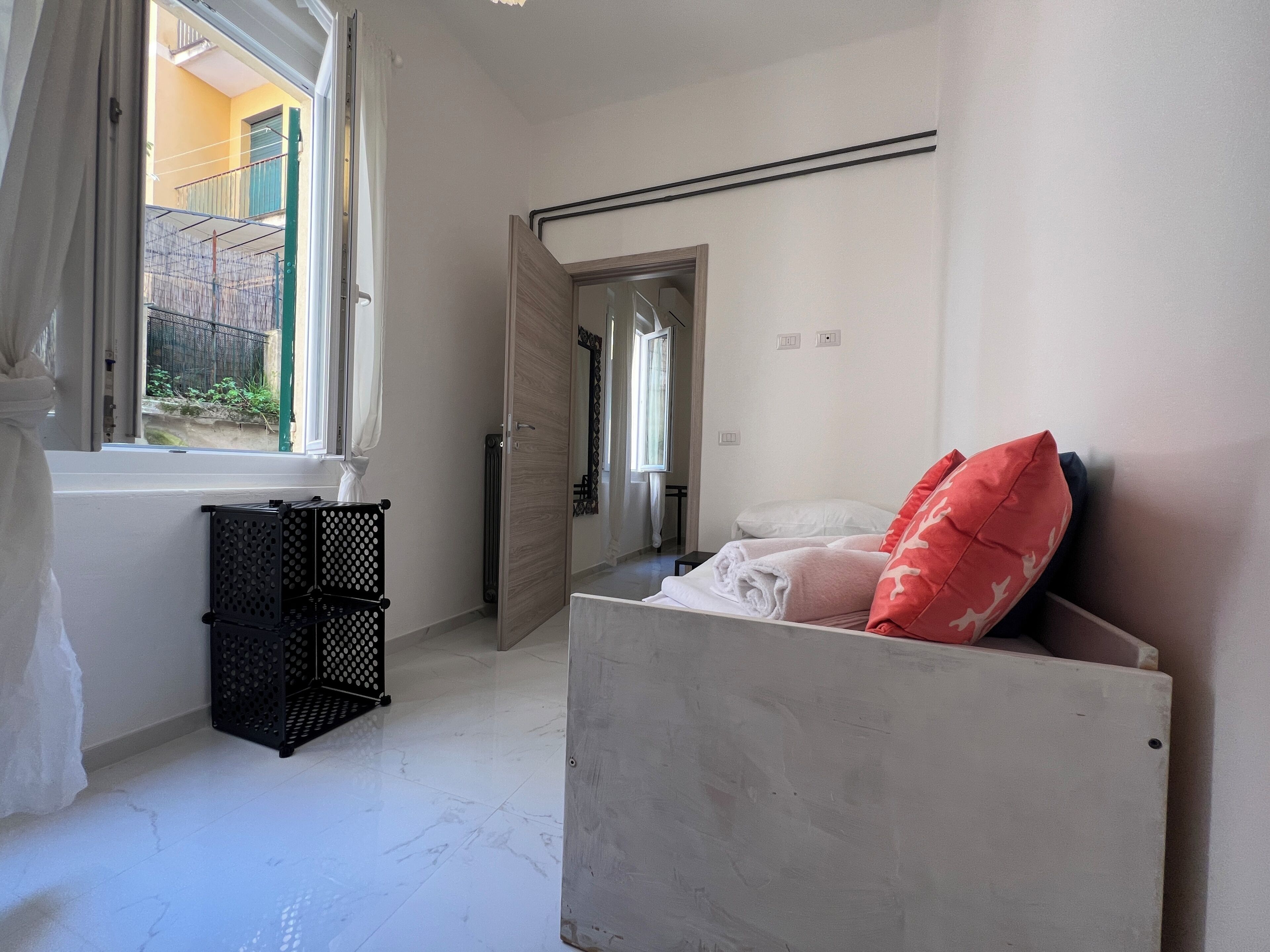 Appartamento Deluxe, vista cortile | Interni