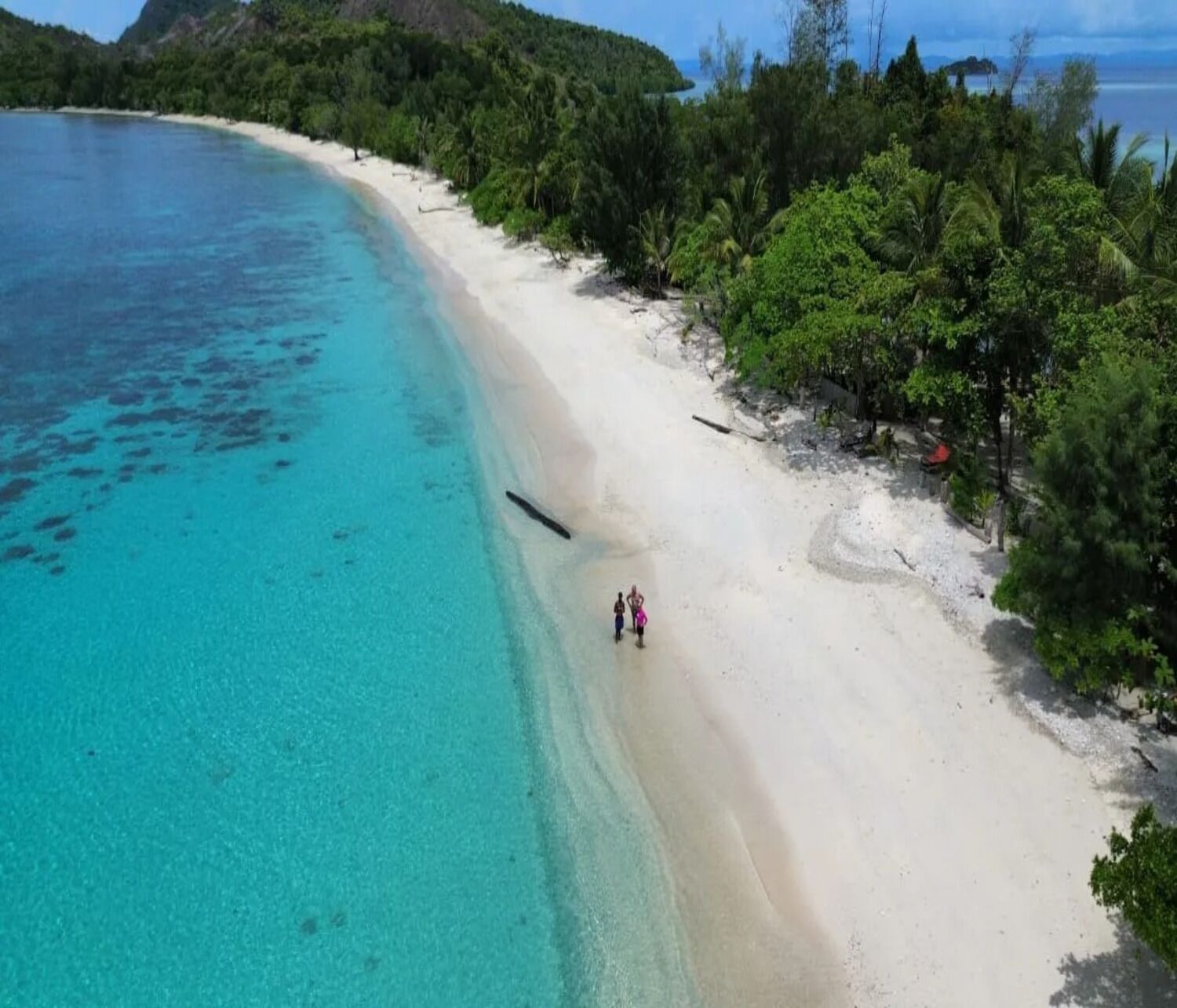 Privatstrand, weißer Sandstrand