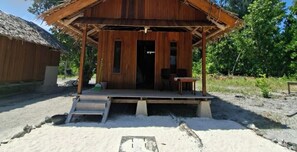 Exterior - Cozzy Saukabu Homestay (Pulau Fam)