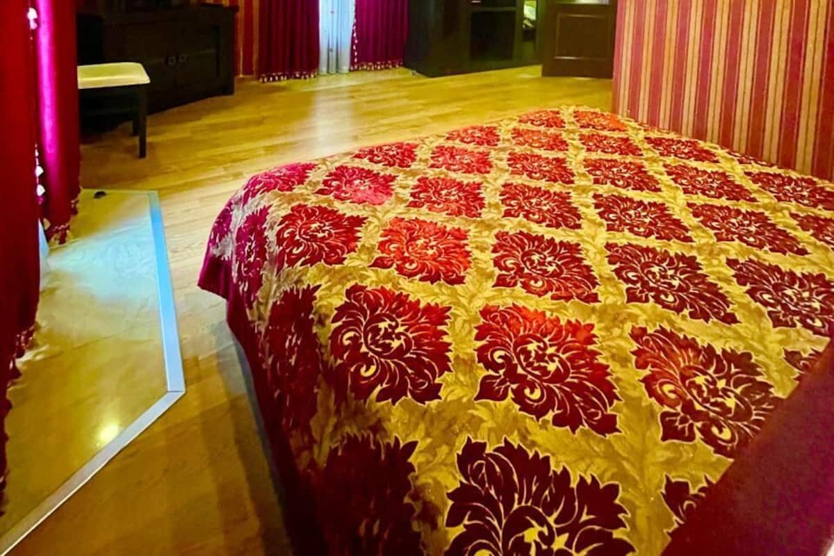Family Suite | Premium bedding, Select Comfort beds, free minibar items, in-room safe