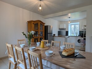 Dining - Peaceful house, parking - 6 guests (Saint-Jeures)