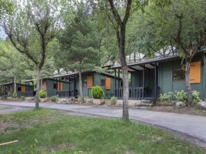 Exterior - Cozy mobile home, pets welcome - 2 guests (Boltaña)