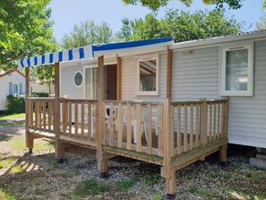 Terrace/patio - Mobile home, pets allowed - 6 guests (Le Château-d'Oléron)