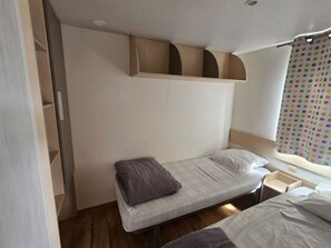 2 bedrooms, free WiFi - Cozy mobile home - 6 guests (Les Grandes-Ventes)