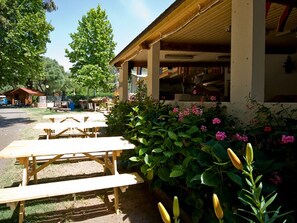 Utendørsservering