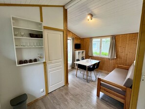 TV - Chalet pets allowed - 3 guests (Coulon)