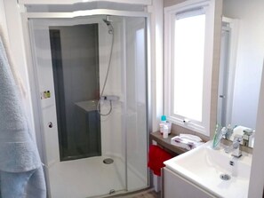 Bathroom - Mobile home, pets allowed - 6 guests (Sarzeau)