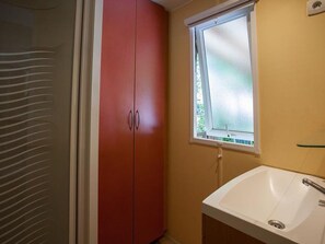 Bathroom - Mobile home pets allowed - 4 guests (Monplaisant)