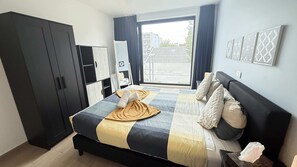 公寓 | 3 間臥室、筆電工作空間、熨斗/熨衣板、床單