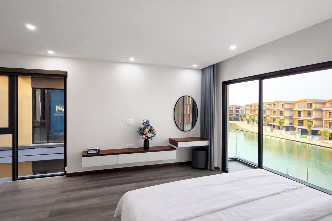 Family House, Balcony, Lagoon View