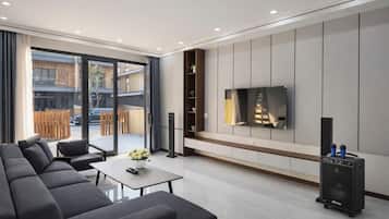 Family House, Balcony, Lagoon View | Interior