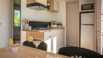 Refrigerador, microondas y lavavajillas