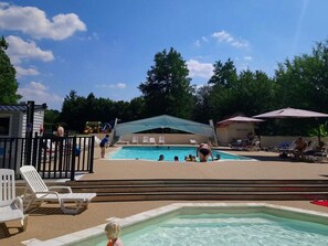 Pool - Mobile home, pets welcome - 6 guests (La Chapelle-Aubareil)