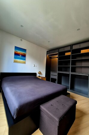 1 bedroom, iron/ironing board, WiFi, bed sheets - Cosy townhouse Sézanne center, private parking netflix and premium (Sézanne)
