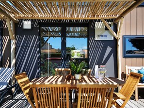 Outdoor dining - Air-conditioned mobile home - 4 guests (Saint-Jean-de-Monts)
