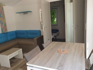 Interior - Mobile home pets welcome - 6 guests (Commequiers)