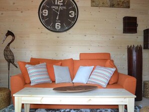 Living area - Functional chalet - 6 guests (Magné)