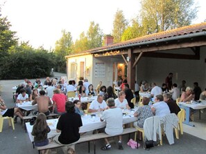 Buiten dineren