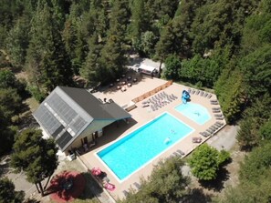 Pool - Cozy chalet for two, pets welcome (Méolans-Revel)