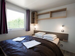 Room - Mobile home, pets welcome - 6 guests (Joyeuse)