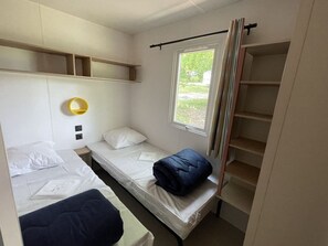 3 bedrooms, free WiFi - Mobile home with AC, pets OK - 6 guests (La Chapelle-Aubareil)