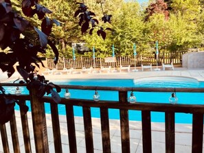 Pool - Chalet with AC, pets allowed - 6 guests (Camon)