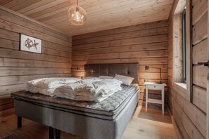 Room - Vrbo Property (Idre)