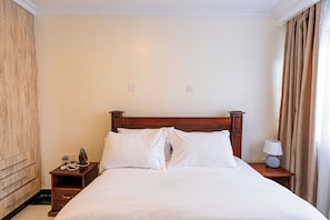 2 Schlafzimmer, Bügeleisen/Bügelbrett, Internetzugang, Bettwäsche