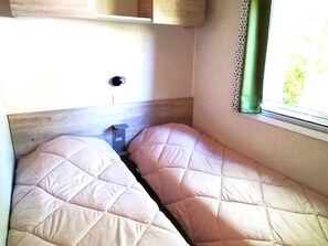 2 bedrooms, free WiFi - Mobile home, pets welcome - 4 guests (Chaillé-les-Marais)