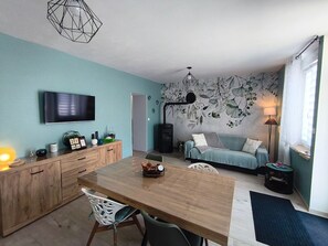 TV - Modern and cozy lodging, various activities (Liny devant Dun)