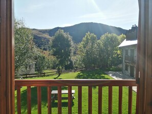 Property grounds - Mountain environment. Fireplace and garden - Isard 4 (Pla de l'Ermita)