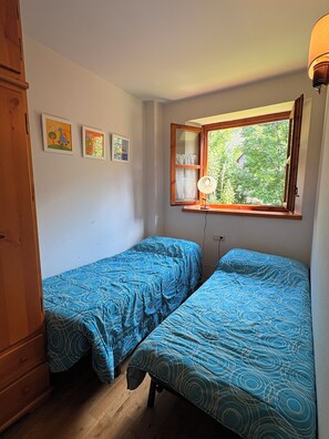 2 chambres, draps fournis