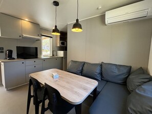 Interior - Mobile home with AC, pets allowed - 4 guests (Soustons)