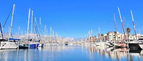 Marina