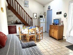 Interior - House with pool, parking - 5 guests (Bretignolles-sur-Mer)