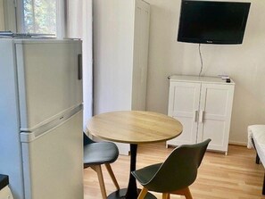 Interior - Studio near city center - 2 guests (Amélie-les-Bains-Palalda)