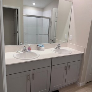 Bathroom - Relax in Style! 3BR Fully Furnished Home + Pool Access (Haines City)