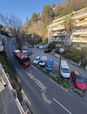 Third-party on-site parking, electric car charging point - Duplex Nice Pessicart (Nice)