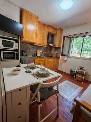 Private kitchen - Your comfortable shelter with pool - Herbasabina 2 (Pla de l'Ermita)