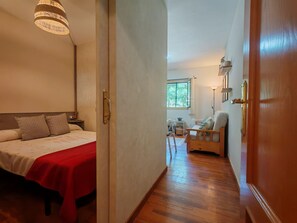 Room - Vrbo Property (Pla de l'Ermita)