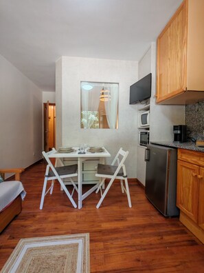 Dining - Vrbo Property (Pla de l'Ermita)