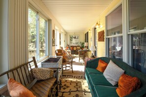 Living area - New for 2026! Cozy Lakeside Retreat Nestled in the Woods on Long Lake (Bridgton)