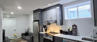 Guest Suite in Calgary
Modern and Newly Built Basement Suite 2BR and 1B