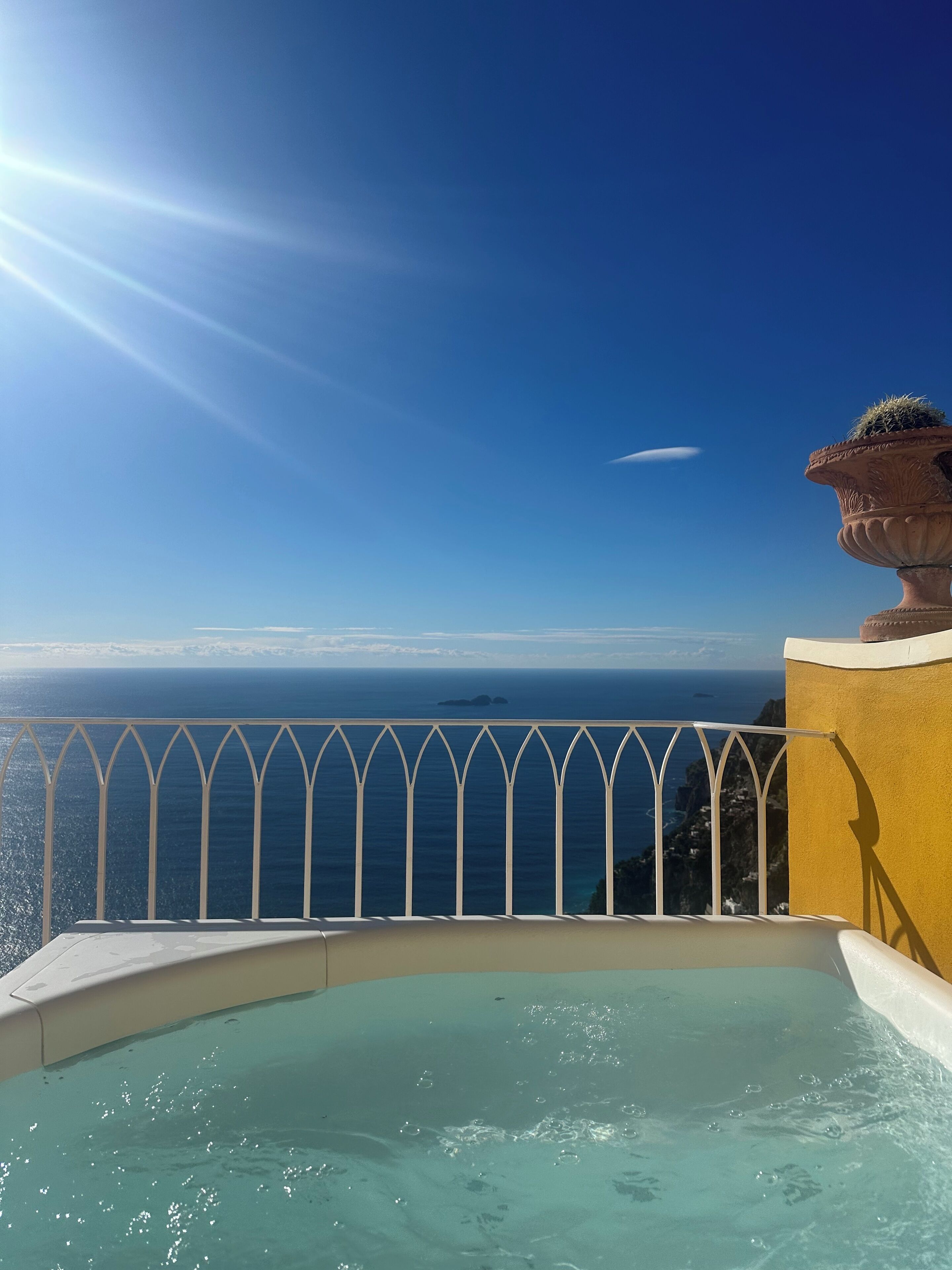 Luxury Double Room, Sea View | Outdoor spa tub