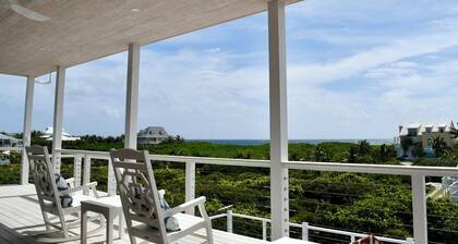 Elevated Home w/ Private Pool Near desirable Tahiti Beach