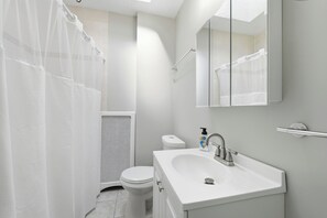 Bathroom - South Philly Sunrise-3 Bedroom Townhome Stadium District (Philadelphia)