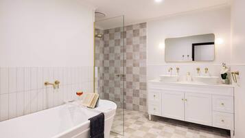 House, Accessible | 6 bedrooms, Internet