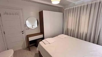 Premium bedding, minibar, individually decorated, desk
